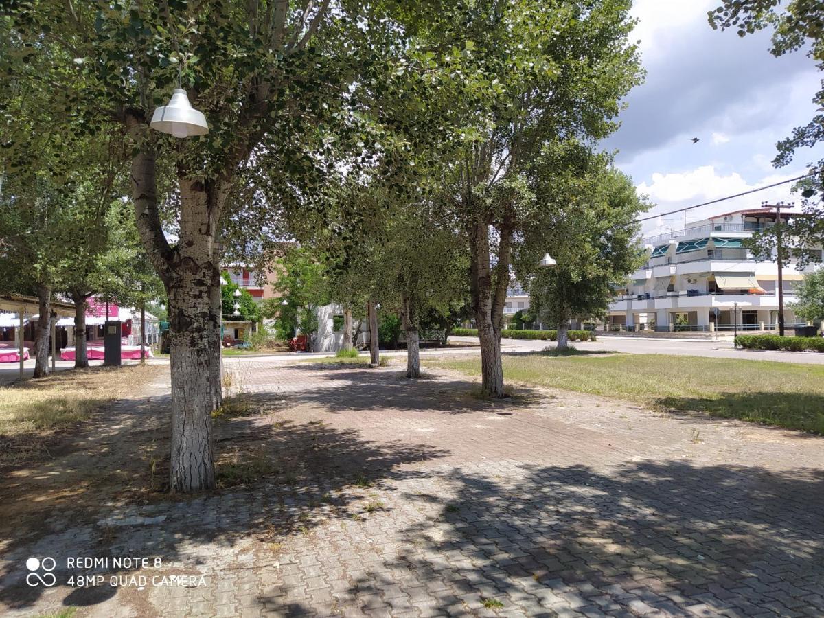 Апарт отель Hause Zorbas Паралия-Дионисиу Экстерьер фото