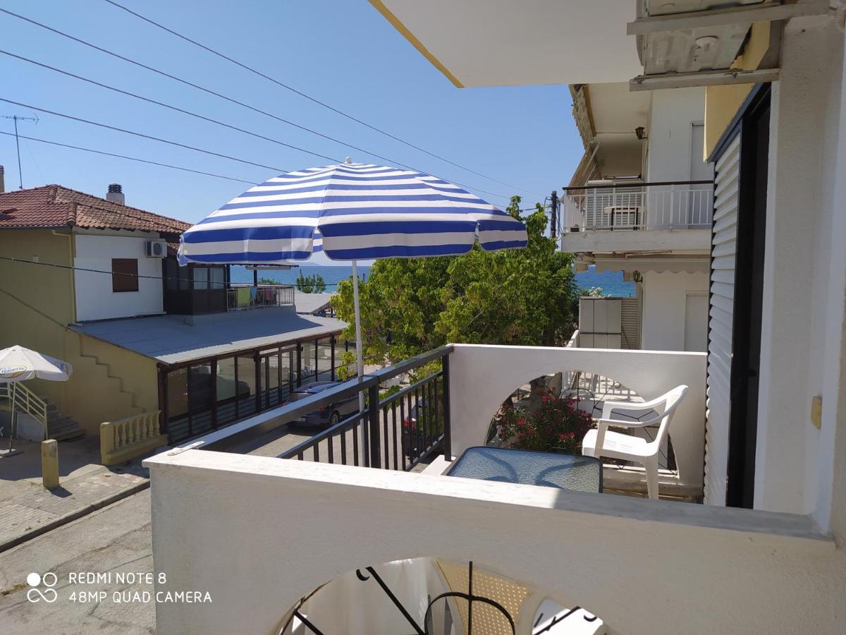 Апарт отель Hause Zorbas Паралия-Дионисиу Экстерьер фото