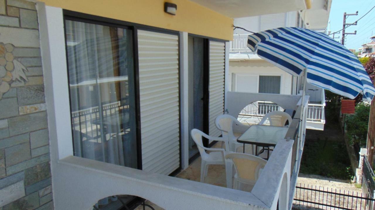 Апарт отель Hause Zorbas Паралия-Дионисиу Экстерьер фото